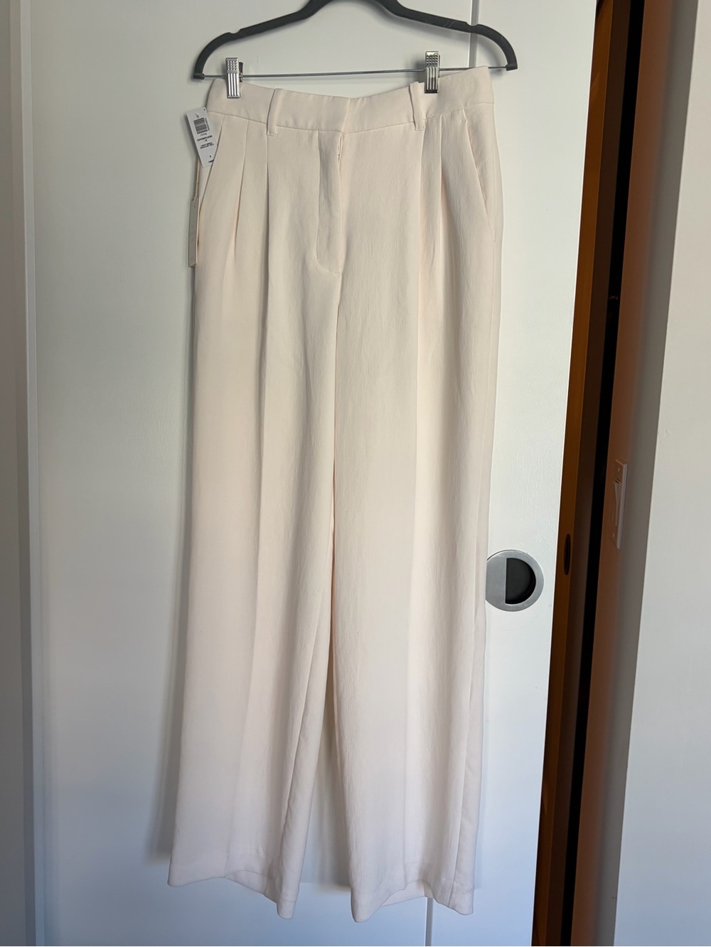 NWT Aritzia Wilfred Women's Wide Leg Dress Pant - Ivory